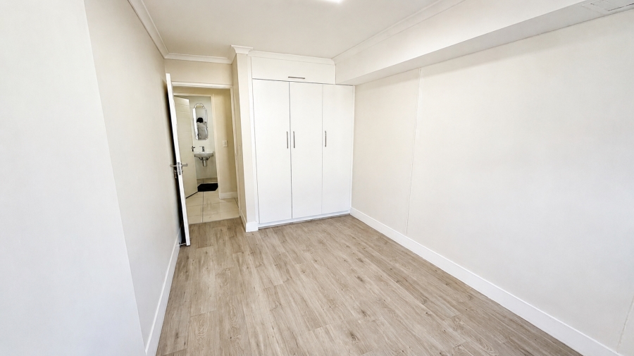 2 Bedroom Property for Sale in Zonnebloem Western Cape
